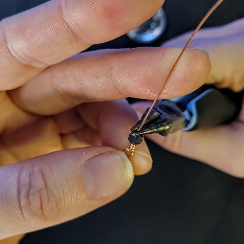 Jennifer Brooks's Alaskan Range Necklace - , Contemporary Wire Jewelry, Making Chain, Chain Making , Loops, Wire Loop, Wrapped Wire Loop, Texturing, , Using the round nose pliers